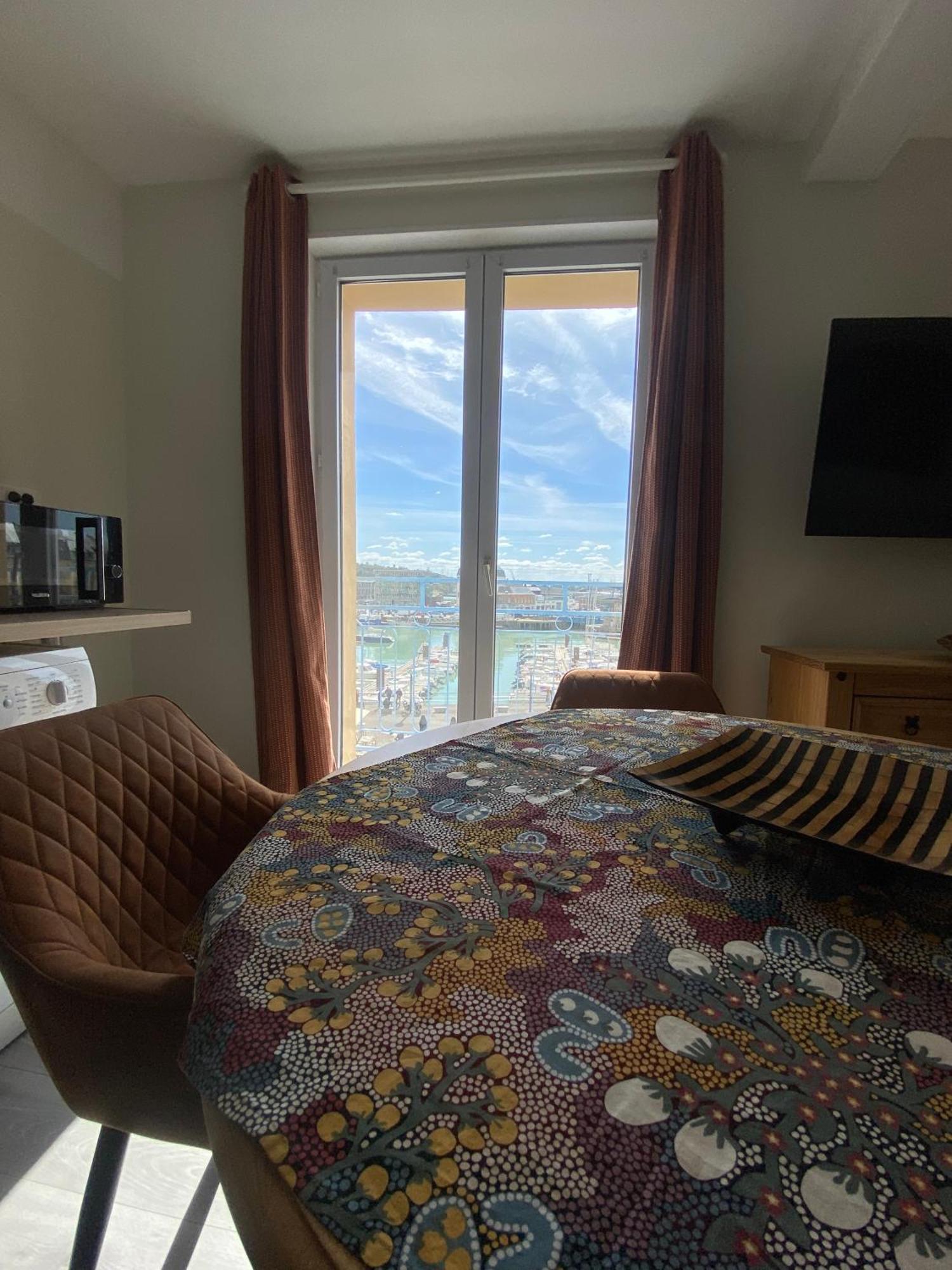 Etablissement 3 Etoiles Avec Ascenseur, 3 Appartements Lumineux Vue Port Avec Balcon, 200M De La Mer, Wifi Fibre, Tous Service Inclus Dieppe Eksteriør billede