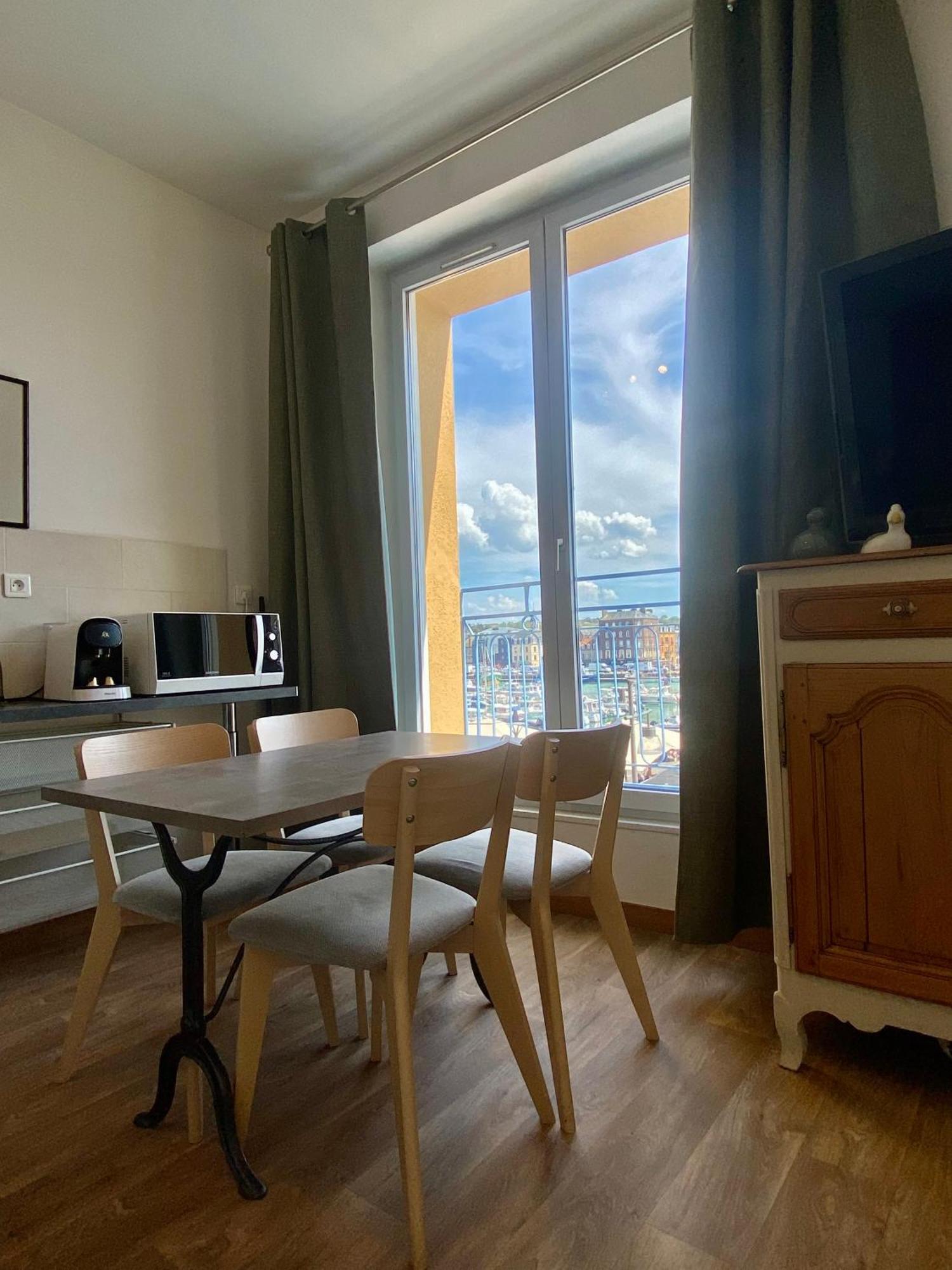 Etablissement 3 Etoiles Avec Ascenseur, 3 Appartements Lumineux Vue Port Avec Balcon, 200M De La Mer, Wifi Fibre, Tous Service Inclus Dieppe Eksteriør billede