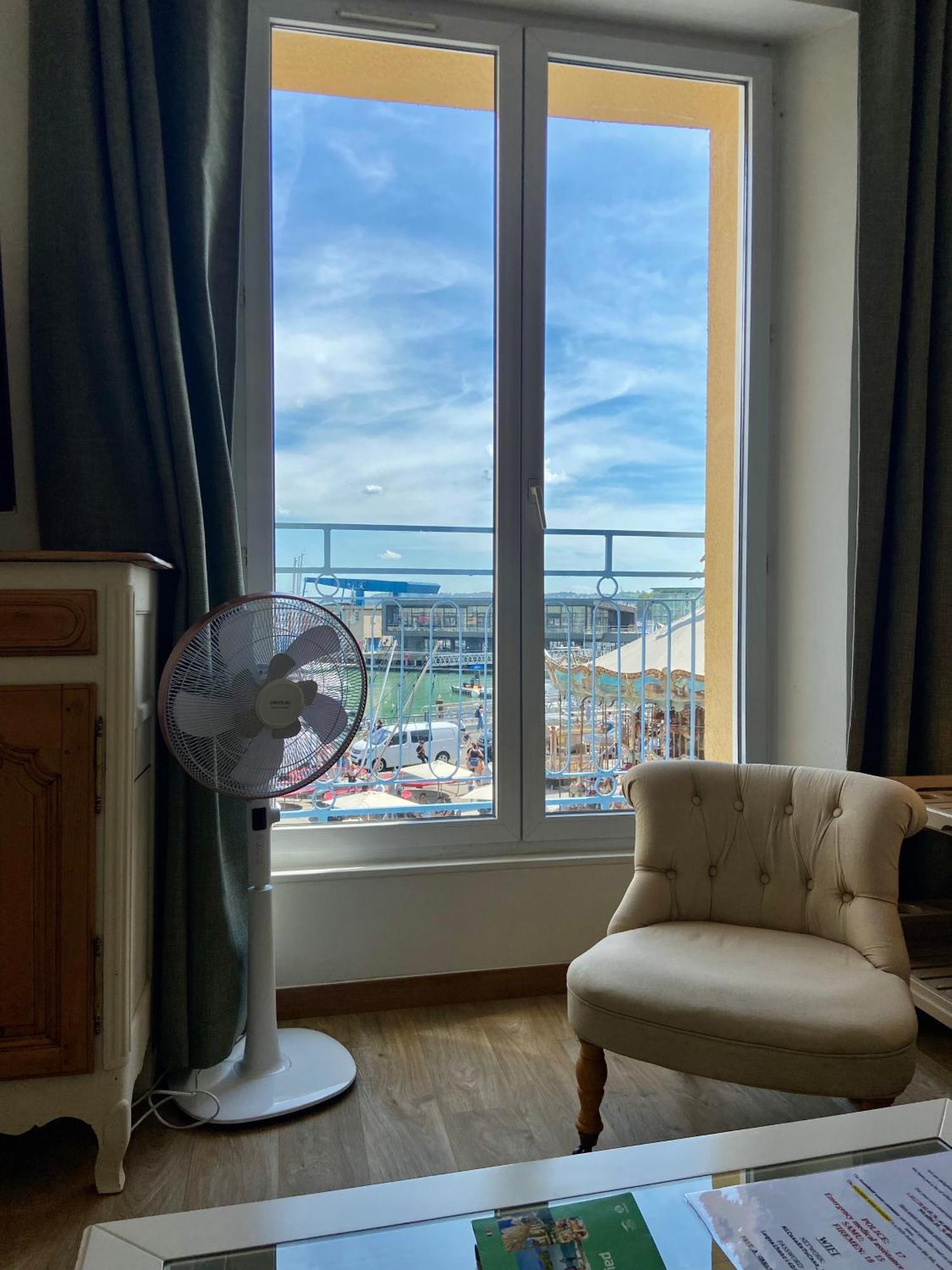 Etablissement 3 Etoiles Avec Ascenseur, 3 Appartements Lumineux Vue Port Avec Balcon, 200M De La Mer, Wifi Fibre, Tous Service Inclus Dieppe Eksteriør billede